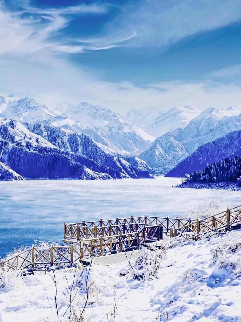 雪域仙境，天池雪景,探寻自然与人文的完美交融