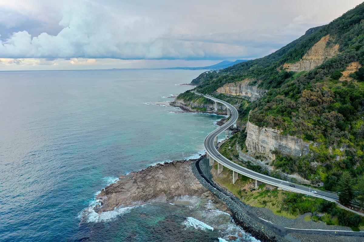 香港沿海公路,一段蜿蜒的海岸线，一部流动的风景画册