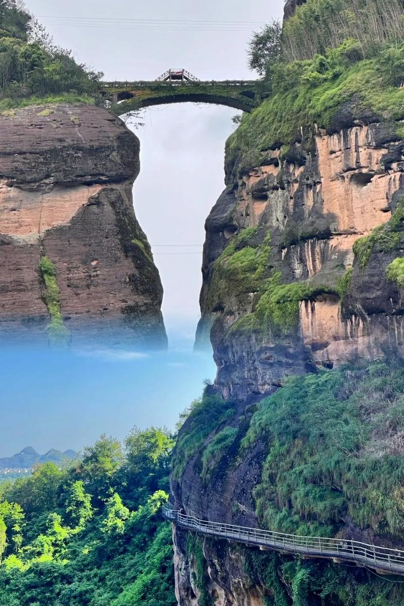 鹰潭,探秘龙虎山，领略道教文化魅力