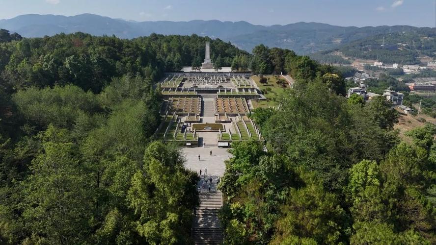 龙陵景区,探寻历史遗迹，感受自然之美