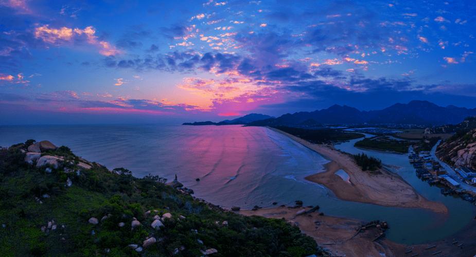 台山沙滩,碧海金沙的天然画卷