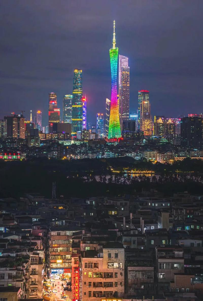 夜幕下的洛溪,探秘广州繁华都市的璀璨夜景  第2张