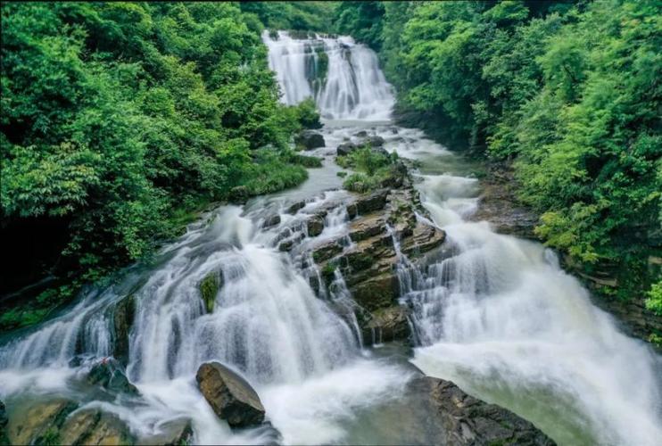 探秘毕节,周边景点中的自然与文化瑰宝