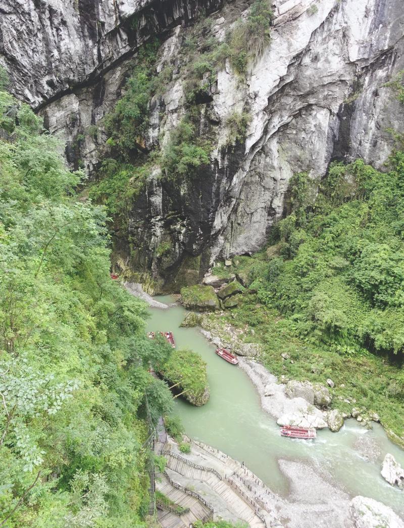 探秘蒲江暗河,探寻地下奇观，领略自然与历史的交融