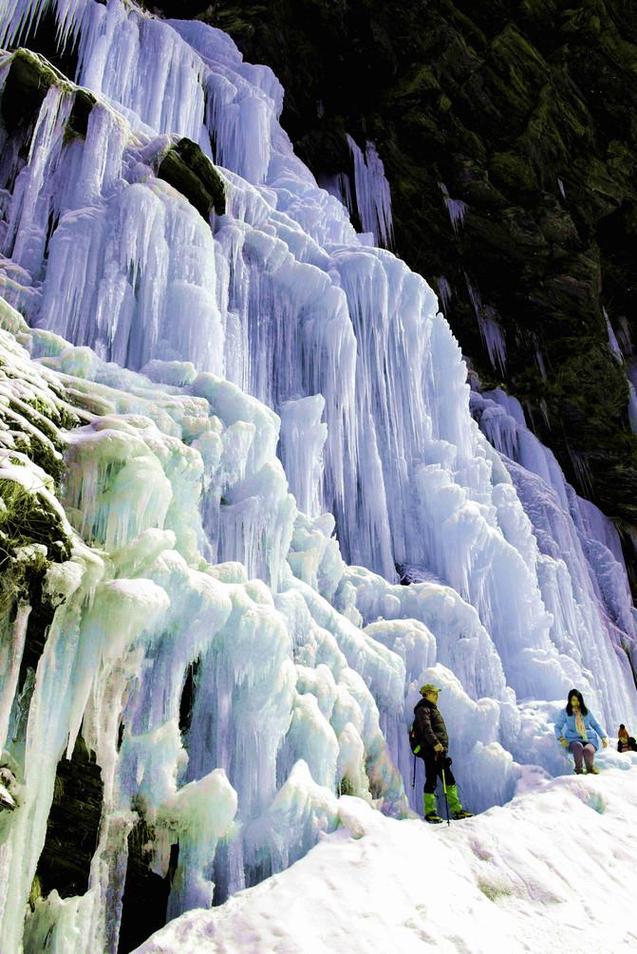 冬日寻韵，鳌山冰雪盛宴_走进冬日仙境