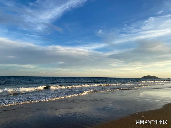 哈密城市沙滩,沙漠中的碧海蓝天，体验不一样的度假风情