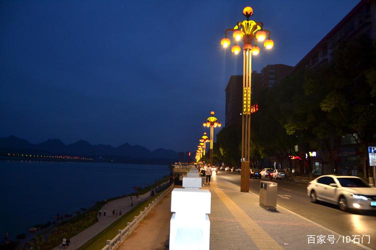 常德石门夜景,邂逅浪漫，感受时光流转的魔力  第2张