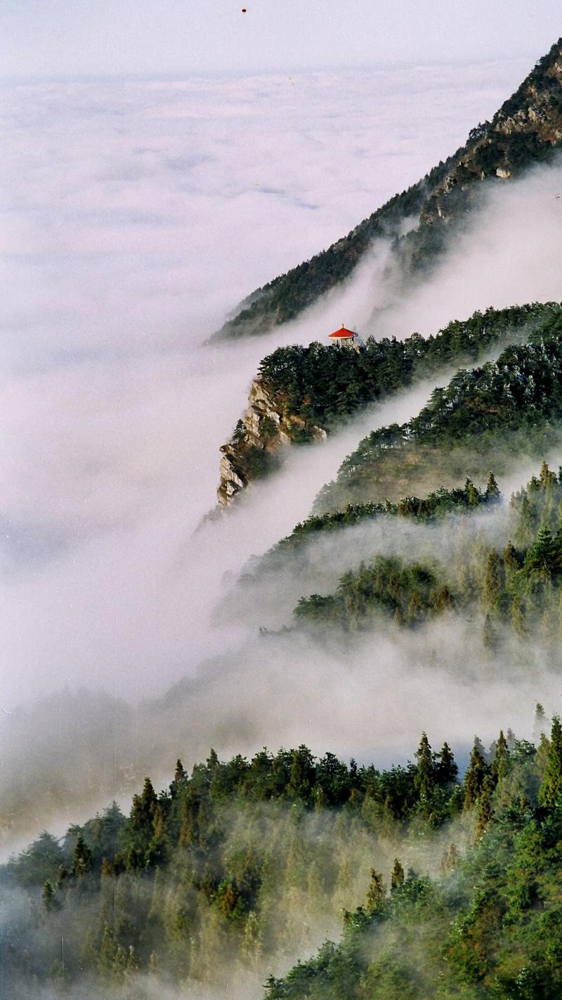 庐山风光,千古名山，自然与人文的交响曲