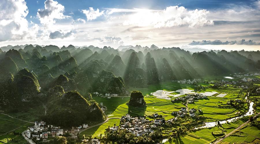 四川与贵州，各处五大风景名胜，你觉得谁知名度更高，美景旅游国内研究现状。