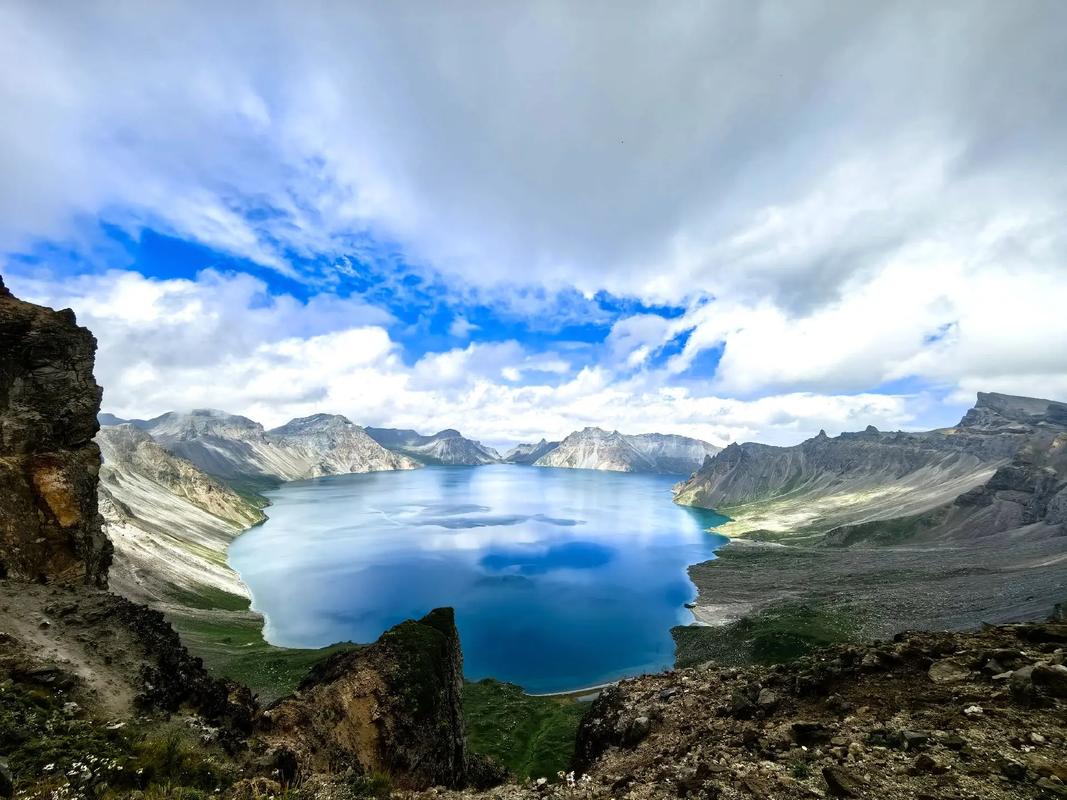 长白山八月11号封山吗，景点封山。