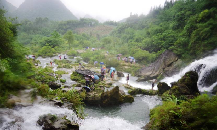 广西第一大瀑布在那里叫什么，归春河旅游风景区介绍。