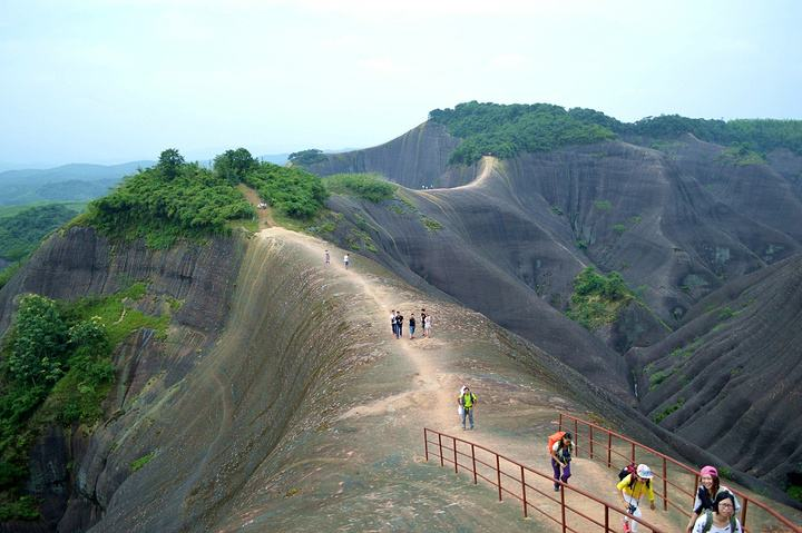 自驾郴州必去三个景点，郴卅旅游景点高椅岭天气预报。