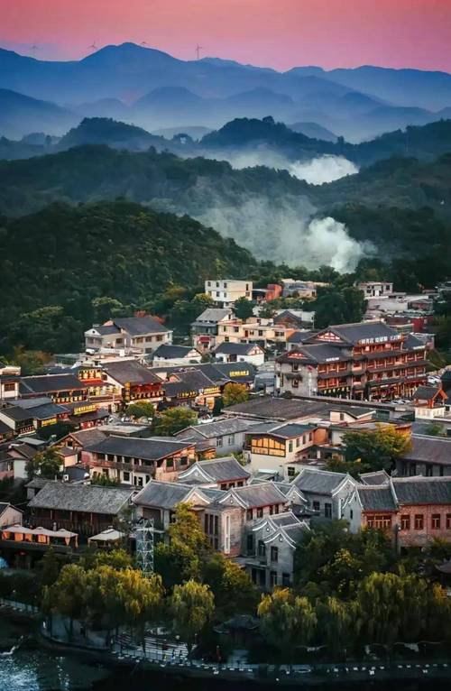 贵州主要旅游景点，贵阳城区旅游景点大全排名。