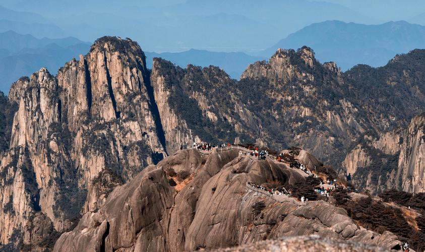 黄山一天能上下山吗，黄山旅游实况视频。