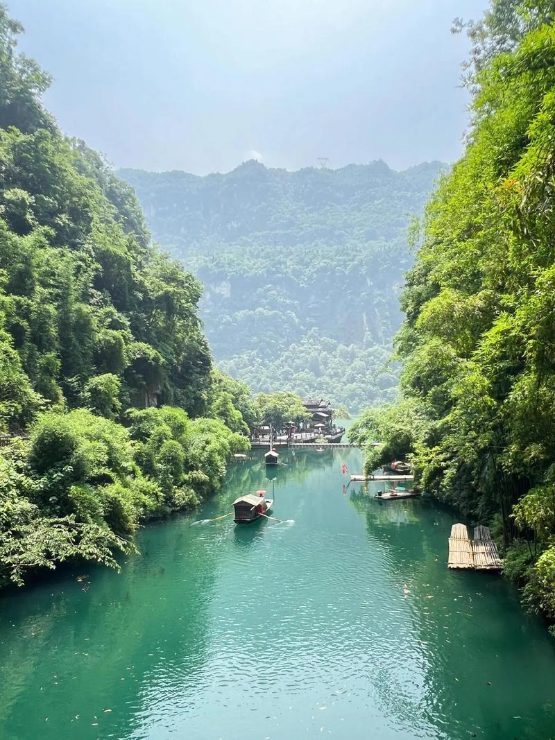 三峡包括哪三个地方，三峡旅游胜地有哪些。  第2张